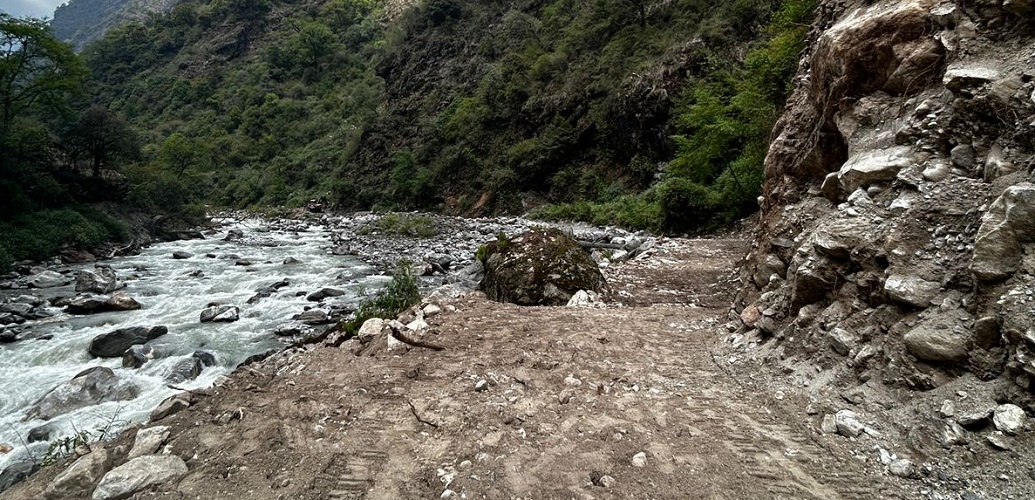 Lamabagar–Ñyanglung Road: New Questions on Local Life, Trade and Security After Reaching the Border